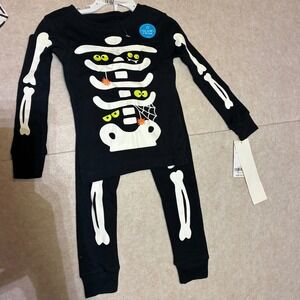 Carters 3T Glow‎ in the Dark Skeleton Pajamas Black Halloween Sleepwear